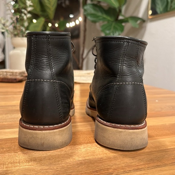 Redwings women black leather mock toe boot - Picture 2 of 8